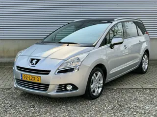 Peugeot 5008 1.6 160pk automaat 7 pers [ Panodak.leer, navi, ecc, trekhaak ]