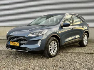 Ford Kuga 120pk EcoBoost Titanium [ adpt cruise, Pack winter, Navi ]