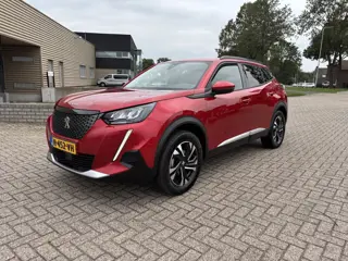 Peugeot 2008 1.2 PureTech 130pk Allure [ Apple cp, cruise, navi, camera, lmv ]