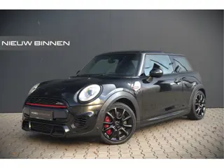 MINI Mini 2.0 John Cooper Works | JCW Pro Uitlaat | Stoelverwarming | Cruise Control | Navigatie | P