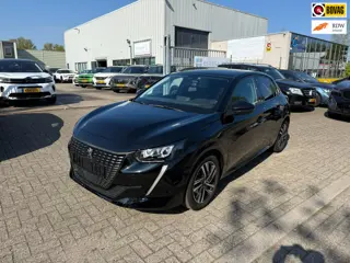 Peugeot 208 1.2 PureTech Allure, Panodak, Navi, Dealer auto