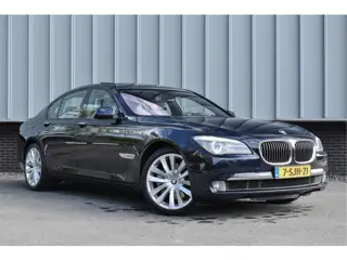 BMW 7 Serie 750i | YOUNGTIMER | Vol Onderhouden | Schuifdak | Leder | Camera
