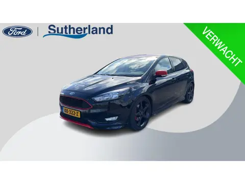 Ford Focus 1.5 Black Edition 150pk | Navigatie | Cruisecontrole |