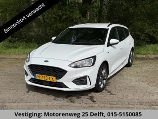 Ford Focus Wagon 1.0 EcoBoost ST Line Business . KEYLESS ENTRY & START . PARKEERSENSOREN . NAVIGATIE