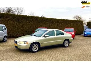 Volvo S60 RIJD NIEUW VOLLEDIG ONDERHOUDEN NAVI AUTOM AIRCO