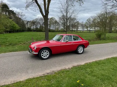 MG B GT V8 met Overdrive 1973