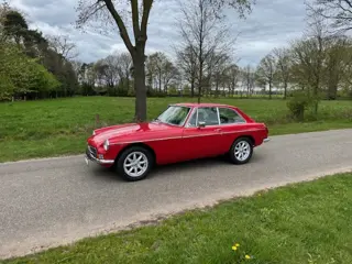 MG B GT V8 met Overdrive 1973