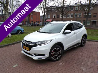 Honda HR-V 1.5 i-VTEC Executive AUTOMAAT PANORAMADAK NAVI TEL CRUISECON.