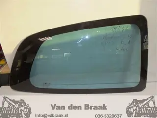 Hyundai Getz 3 deurs 2002-2009 Rechter zijraam achter