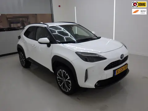 Toyota Yaris Cross 1.5 Hybrid Executive+Led+JBL+Leder+Navi+camera+stoel-verw+18"lmv+Vitrual = ORIG/N