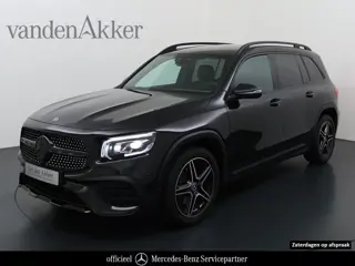 Mercedes-Benz GLB 180 AMG // Nightpakket // Sfeerverlichting // 19" AMG Velgen // Camera // Elek. Ac