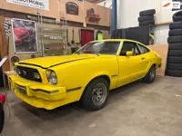 Ford MUSTANG II MACH I FORD MUSTANG II MACH I PROJECT LEES ADVERTENTIE