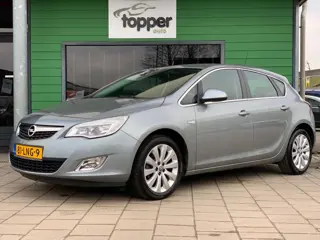 Opel Astra 1.4 Turbo Cosmo | Navigatie | Cruise Control | Trekhaak | Airco |
