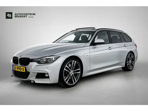 BMW 3-serie Touring 330i High Executive M-sport( NL-auto, Dealer onderH, Panorama, LederdashB, Camer