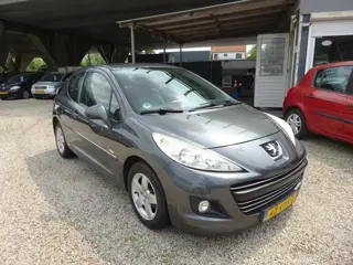 Peugeot 207 1.4 VTi Millesim 200, Airco, Cruise control, Trekhaak