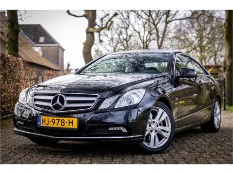 Mercedes-Benz E-Klasse Coupé 200 CGI Avantgarde Navi Xenon