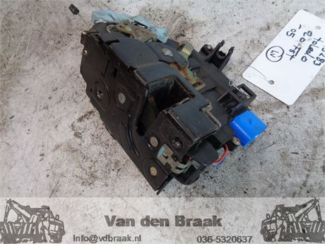Seat Toledo 2004-2009 Deurslot links voorzijde