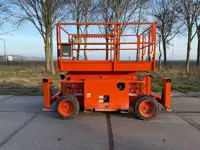 Skyjack SJ6832RT schaar hoogwerker 12 meter (bj 2017)