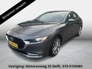 Mazda 3 2.0 e-SkyActiv-X M Hybrid 186 Comfort . STUUR & STOELVERWARMING . BOSE AUDIO  . NAVIGATIE .