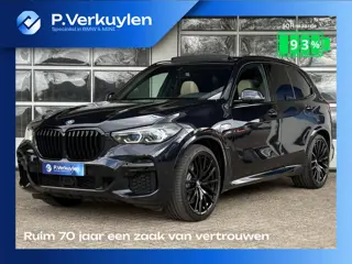 BMW X5 xDrive45e M SPORT | 22 INCH | TREKHAAK | CAMERA | HEAD UP | SOFT CLOSE | APPLE CARPLAY |