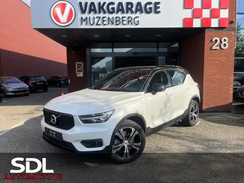 Volvo XC40 1.5 T5 Recharge R-Design // LEDER // ELEK. STOELEN+GEHEUGEN // HARMAN&KARDON // CAMERA //