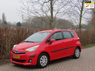 Toyota Verso-S 1.3 VVT-i Aspiration *Camera *Trekhaak *Dealer Onderhouden