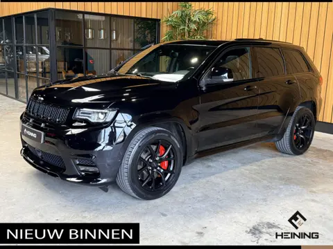 Jeep Grand Cherokee 6.4 V8 SRT8. Grijs Kenteken. Navi. Apple-carplay. Trekhaak. LPG. 93000 KM