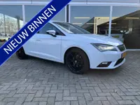 SEAT Leon 1.6 TDI Limited Edition III 18inch / Trekhaak / Pdc / Cruise / Clima / Half leer / stoelve