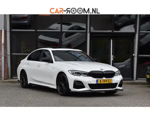 BMW 3-serie 320i High Executive M sport Pano Leder Camera HK