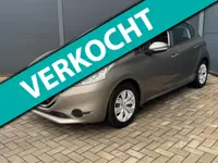 Peugeot 208 1.2 VTi Allure / Pano / Led / Pdc