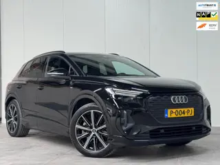 Audi Q4 e-tron 40 S-LINE Competition l SOH 93.1% l MATRIX l ADAPT.CRUISE l CAMERA l CARPLAY l ORG.NL