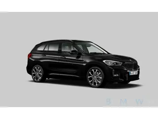BMW X1 xDrive25e 220PK M-Sport Pano|Trekh|HUD|Stuurvw