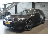 BMW 3 Serie Touring 320d M-SPORT pano camera led 18 inch 190 pk !!