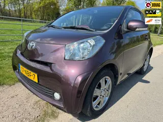Toyota IQ 1.0 VVTi Aspiration |navigatie|climate control