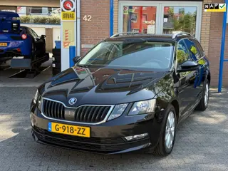 Skoda Octavia Combi 1.5 TSI Greentech Sport Business | Trekhaak | Automaat | Apple Carplay | Cruise-