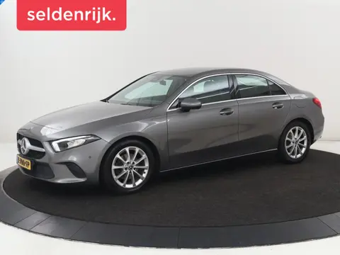 Mercedes-Benz A-klasse 180 Advantage | Stoelverwarming | Carplay |  Half leder | Widescreen | Naviga