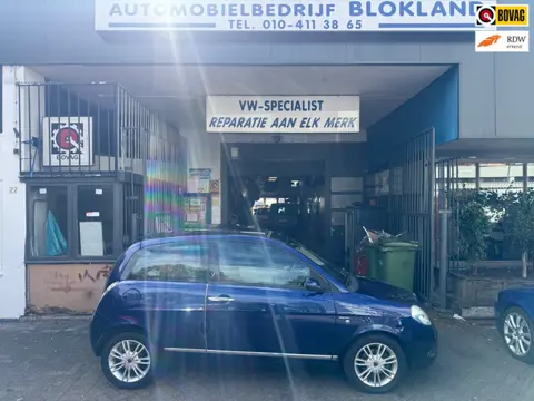 Lancia Ypsilon 1.4-16V Platino DFN/ Automaat/ met onderhoudshistorie, Pano-schuifdak, Airco, NAP en 