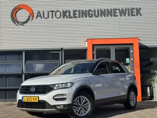 Volkswagen T-Roc 1.0 TSI Style Business / Cruise Control / NL Auto / Navi / Applecarplay/AndroidAuto
