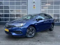 Opel Astra Sports Tourer 1.2 Design & Tech