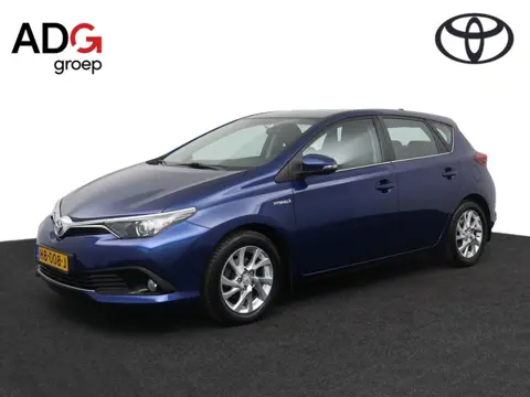 Toyota Auris 1.8 Hybrid Aspiration | Airco | Trekhaak | Parkeercamera | Cruise control |
