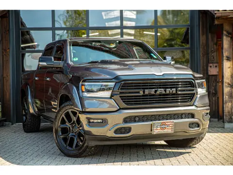 Dodge Ram 1500 5.7 V8 4x4 Crew Cab Laramie (bj 2022)