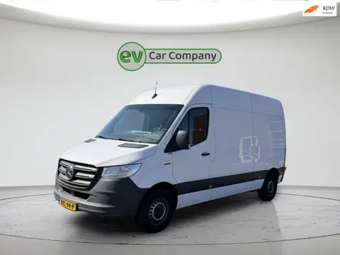 Mercedes-Benz ESprinter eSprinter L2H2 55 kWh | SOH 92% | Camera | Stoelverwarming | 168km WLTP | 80