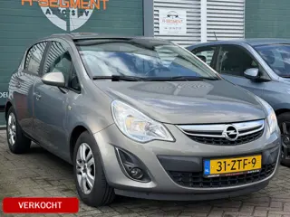 Opel Corsa 1.4-16V Cosmo / Cruise / Winterpakket / Airco / NAP