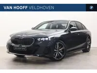 BMW 5 Serie 550e xDrive M Sport Automaat / Panoramadak / Bowers & Wilkins / M Multifunctionele Stoel
