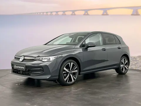 Volkswagen Golf Life Edition Plug in Hybride 204 pk