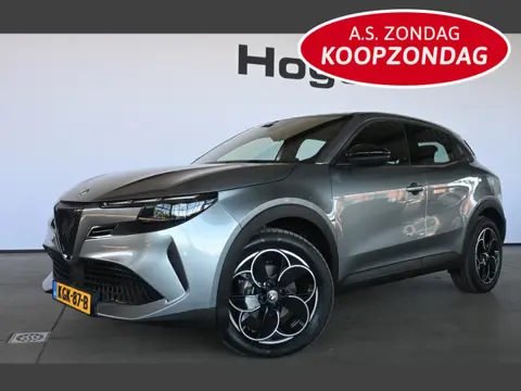 Alfa Romeo Junior Elettrica 54 kWh Fabrieksgarantie Clima Adaptief Carplay LED Virtual Cockpit Inrui