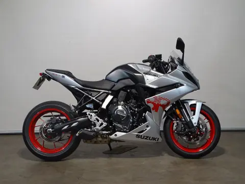 Suzuki GSX-8R (bj 2025)