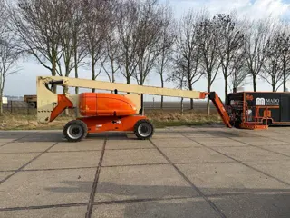 JLG 800 AJ Knikarm hoogwerker 26,5m (bj 2015)