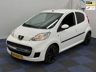Peugeot 107 1.0-12V XS / AIRCO / MULTIEMEDIA NAVI / SUPER NETJES