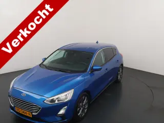 Ford Focus 1.0 Trend Edition Business 5-drs | Winter Pack | 17-inch | ISOFIX | Trekhaak | Privacy gl